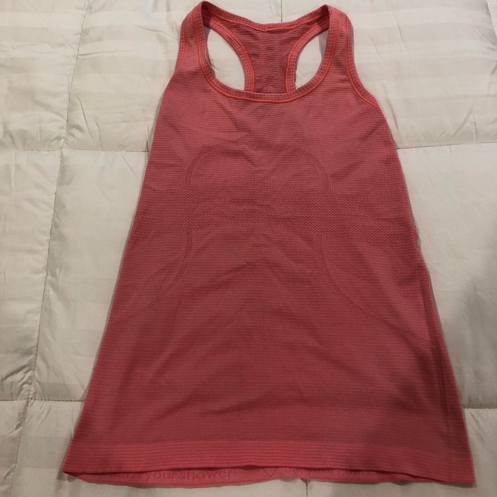 Lululemon tank